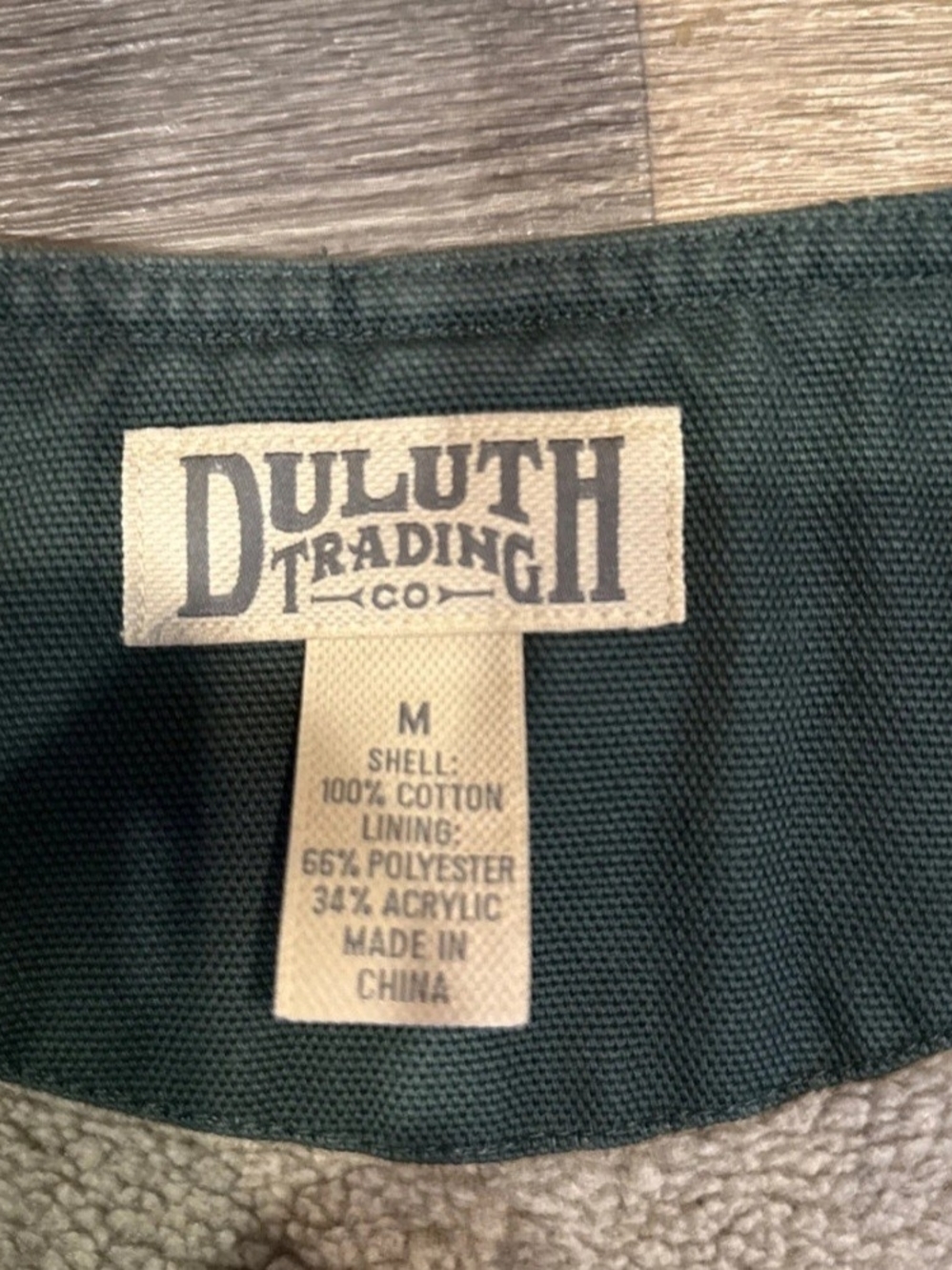 Duluth Trading Co Men's Dark Green Utility Vest - Picture 3 of 4